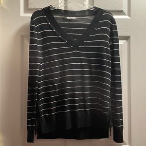 Cute Lightweight Black & White Striped Sweater